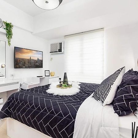 Desna By J&J Homes At Avida Towers Riala T3 セブ市 エクステリア 写真