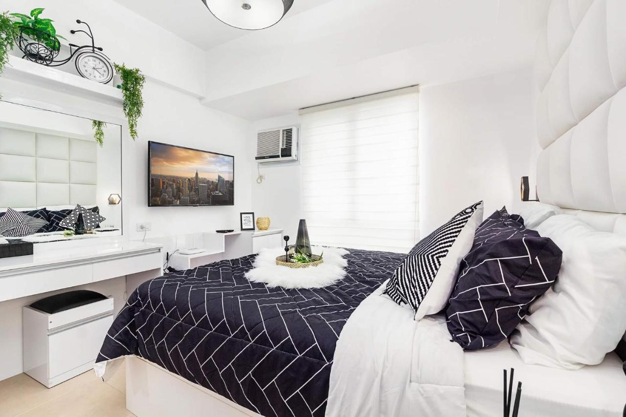 Desna By J&J Homes At Avida Towers Riala T3 セブ市 エクステリア 写真